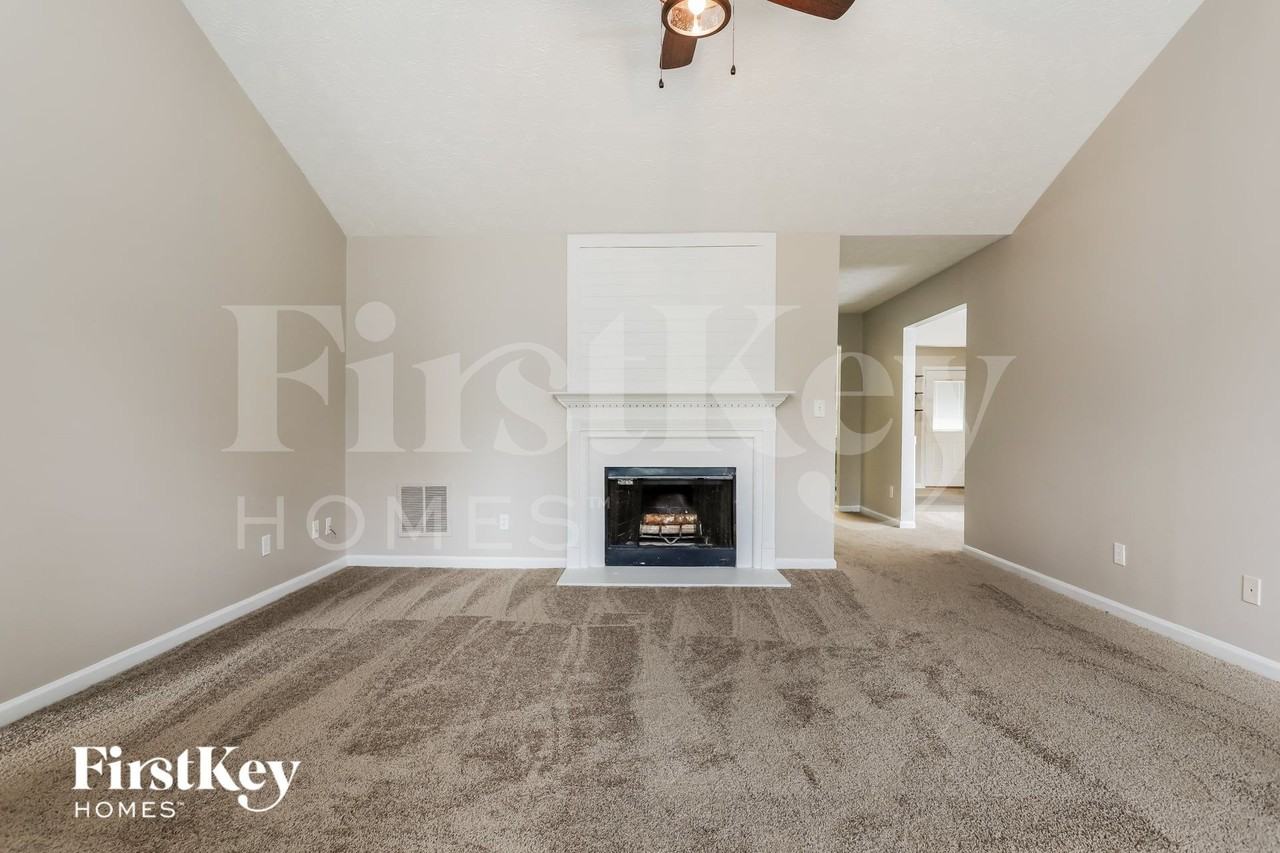 213 Whistleville Ct - Photo 2 of 15