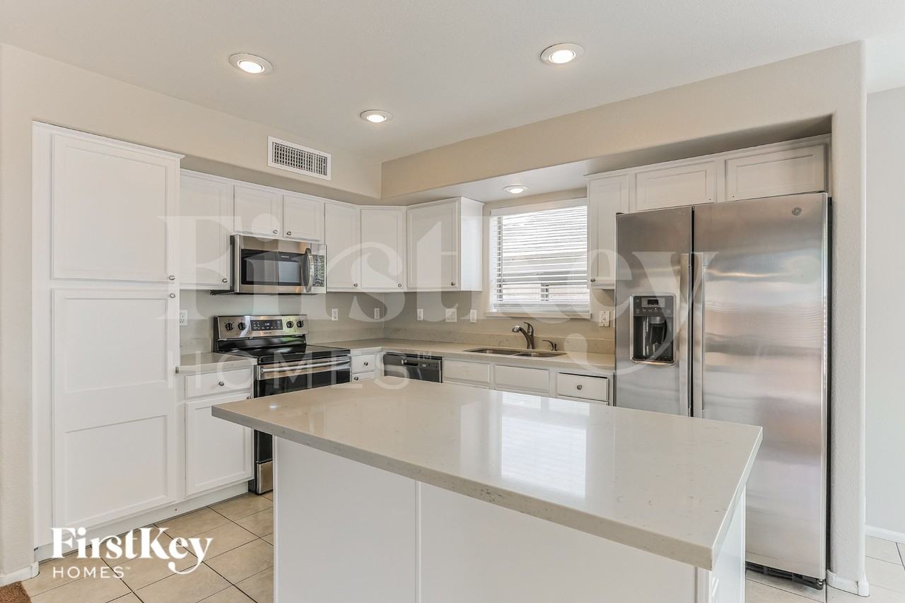34841 N Karan Swiss Cir - Photo 6 of 16