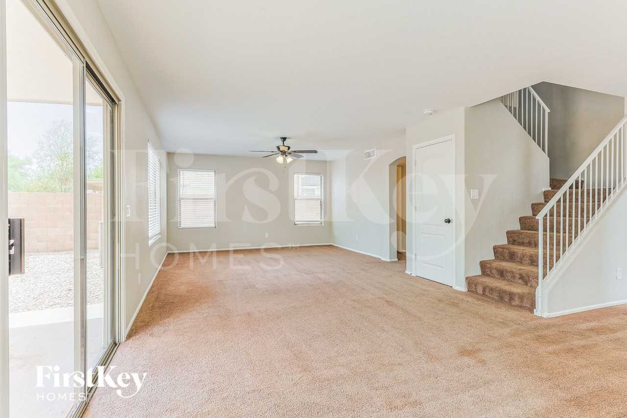 34841 N Karan Swiss Cir - Photo 7 of 16