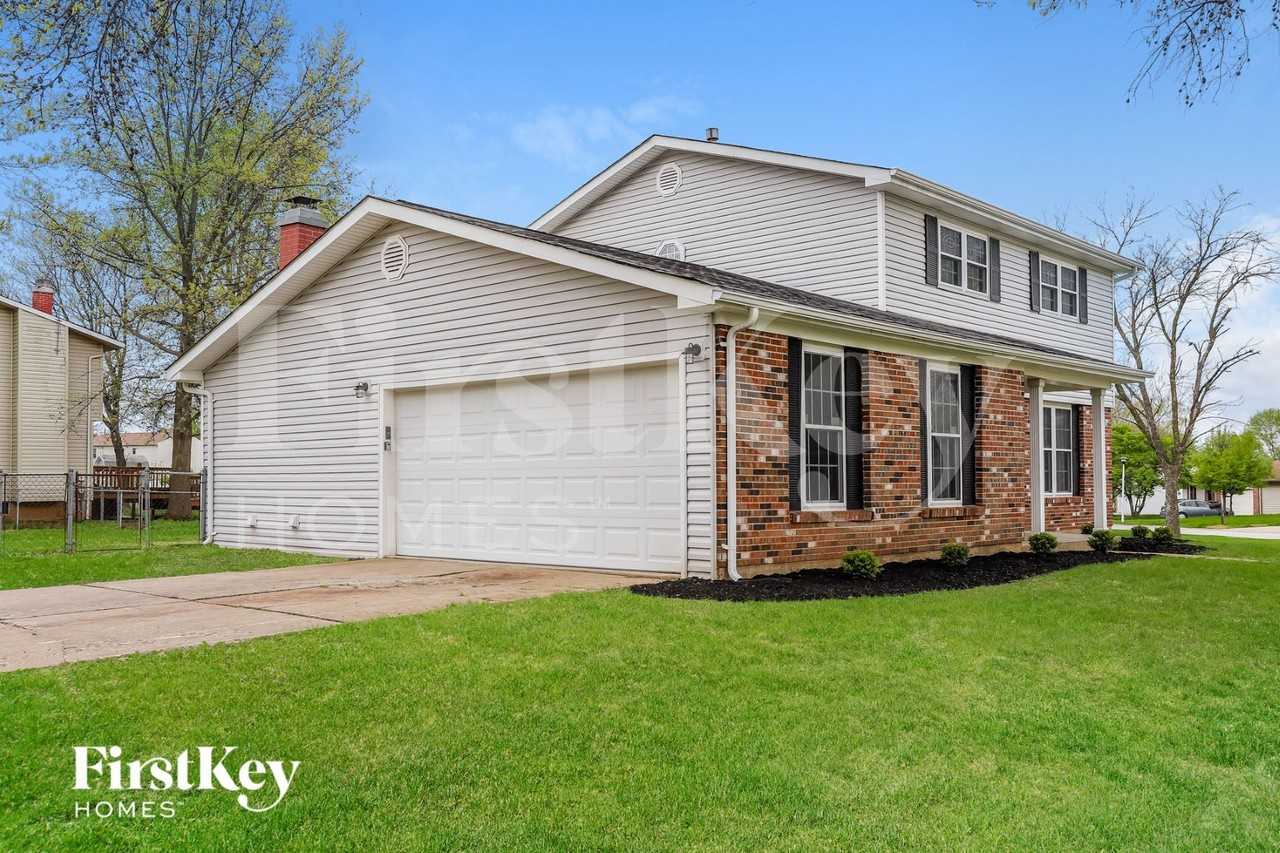 2 Dogwood Ct - Photo 2 of 14