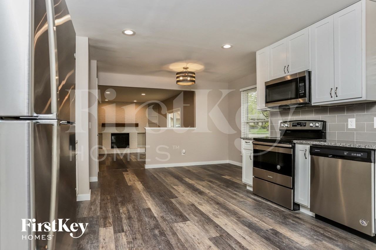 2 Dogwood Ct - Photo 6 of 14