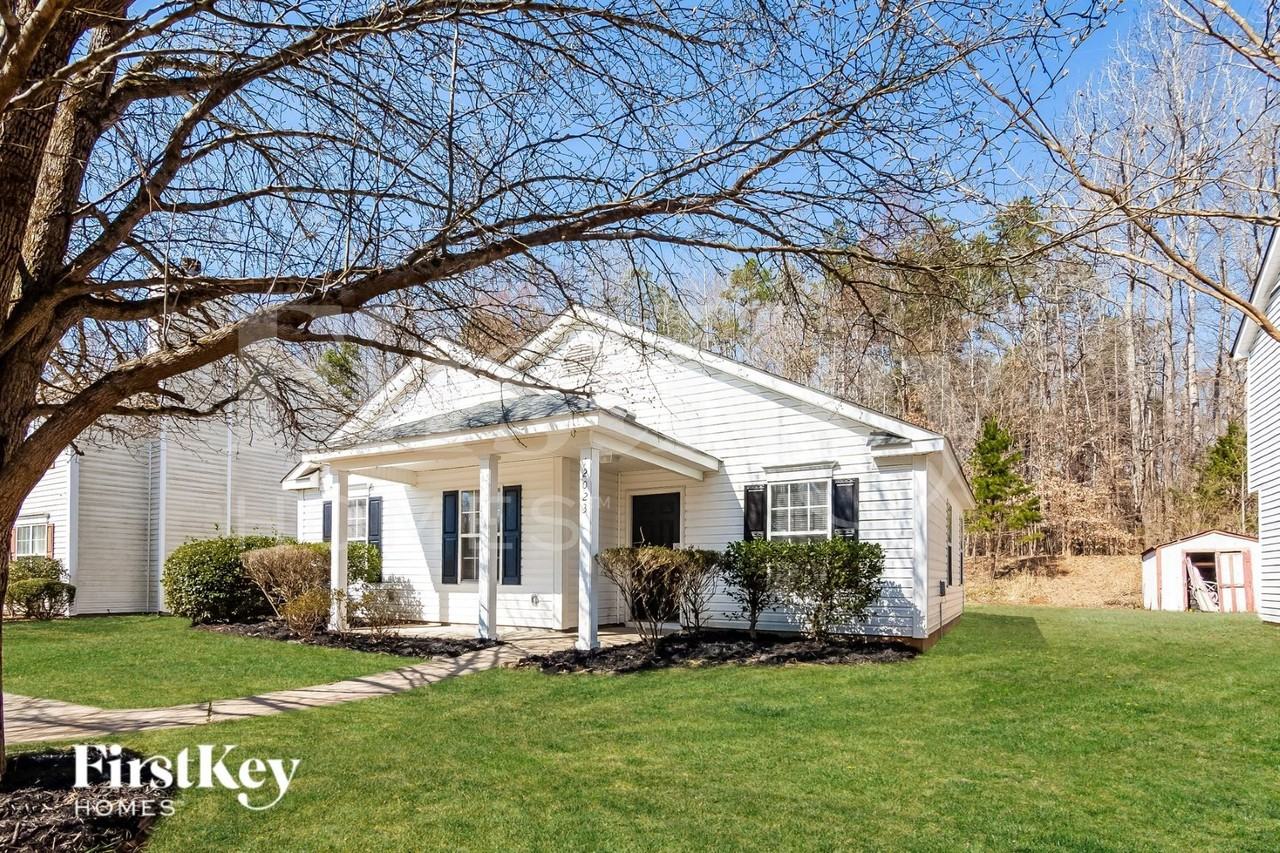 12023 Stewarts Crossing Dr - Photo 2 of 15