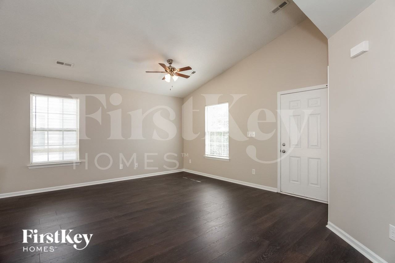 12023 Stewarts Crossing Dr - Photo 3 of 15
