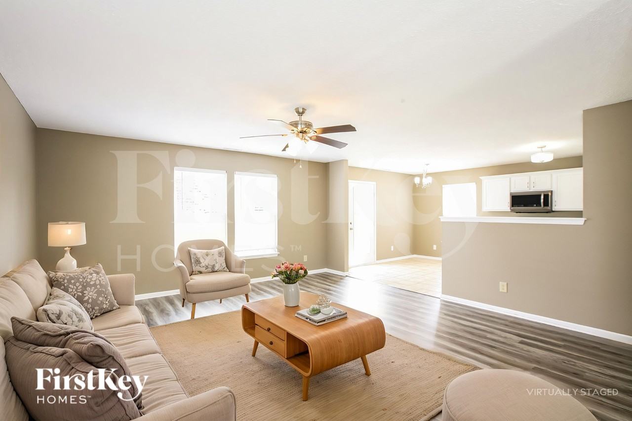 15498 Border Dr - Photo 4 of 18