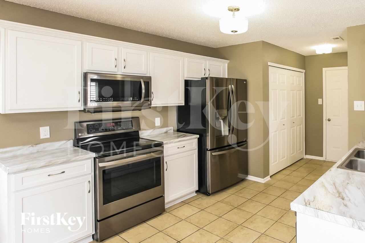 15498 Border Dr - Photo 6 of 18