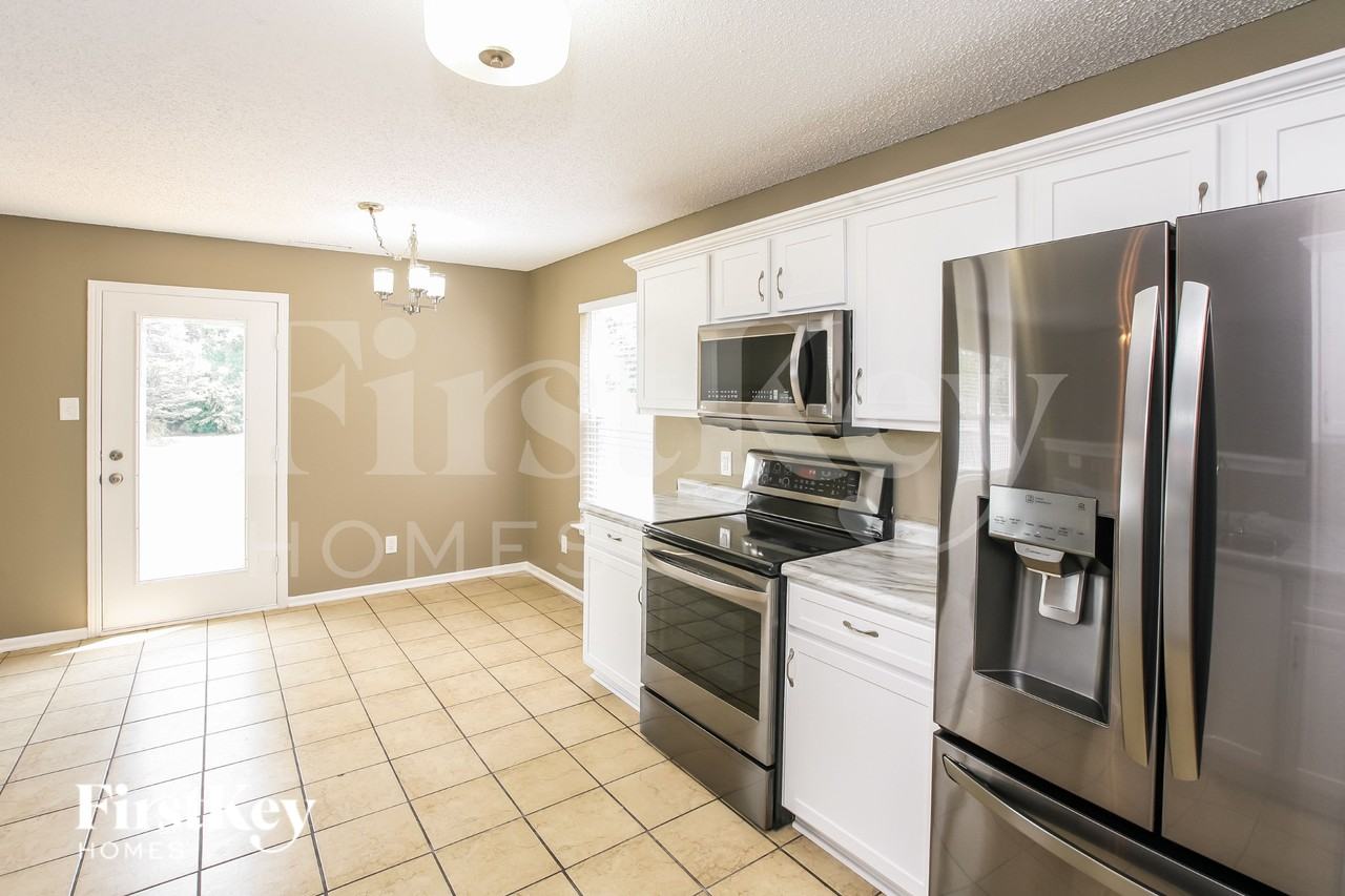 15498 Border Dr - Photo 7 of 18