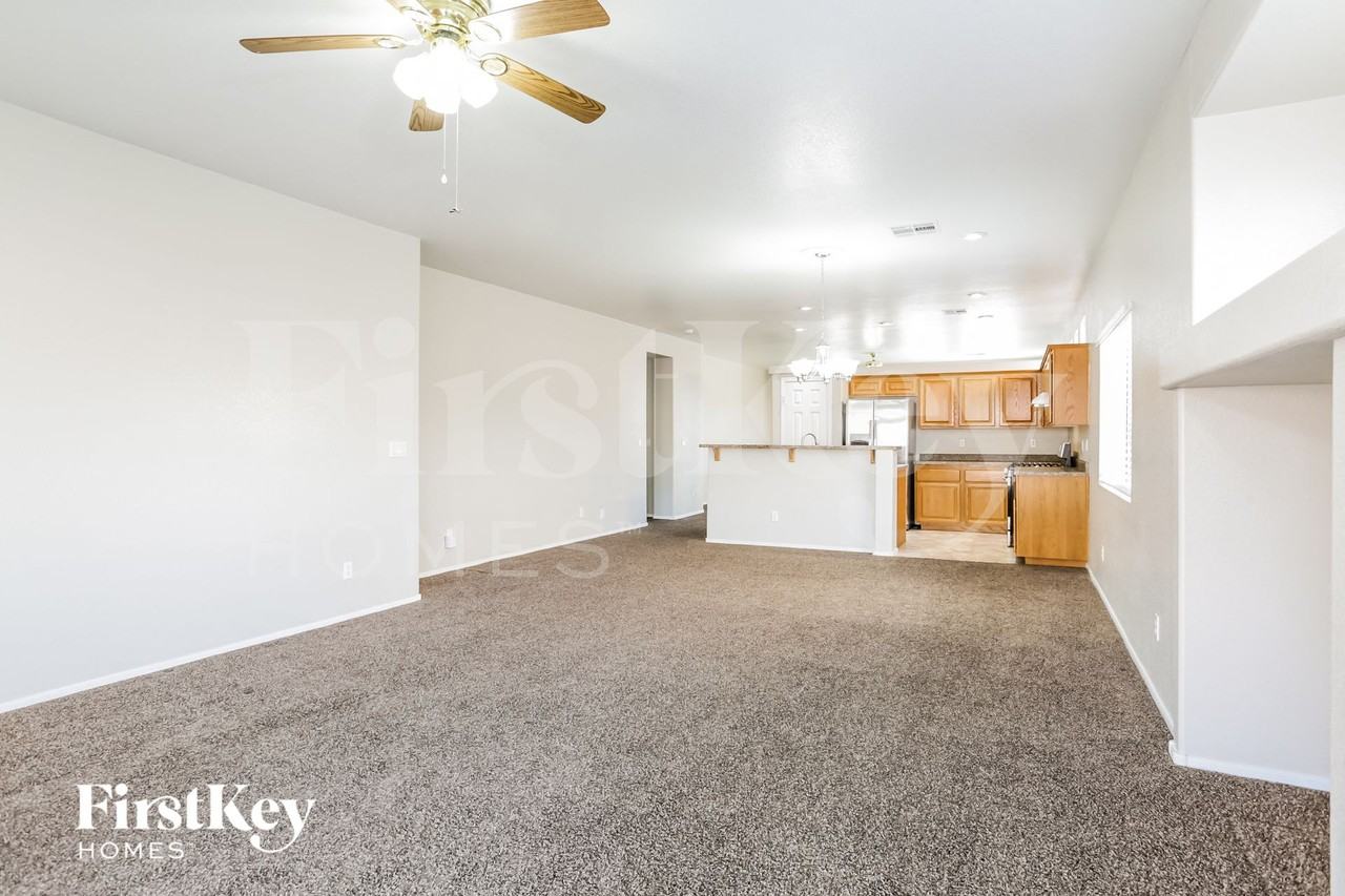 5898 Swan Point Pl - Photo 7 of 15