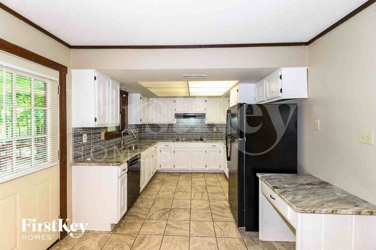 8583 Grandbury Pl - Photo 6 of 15
