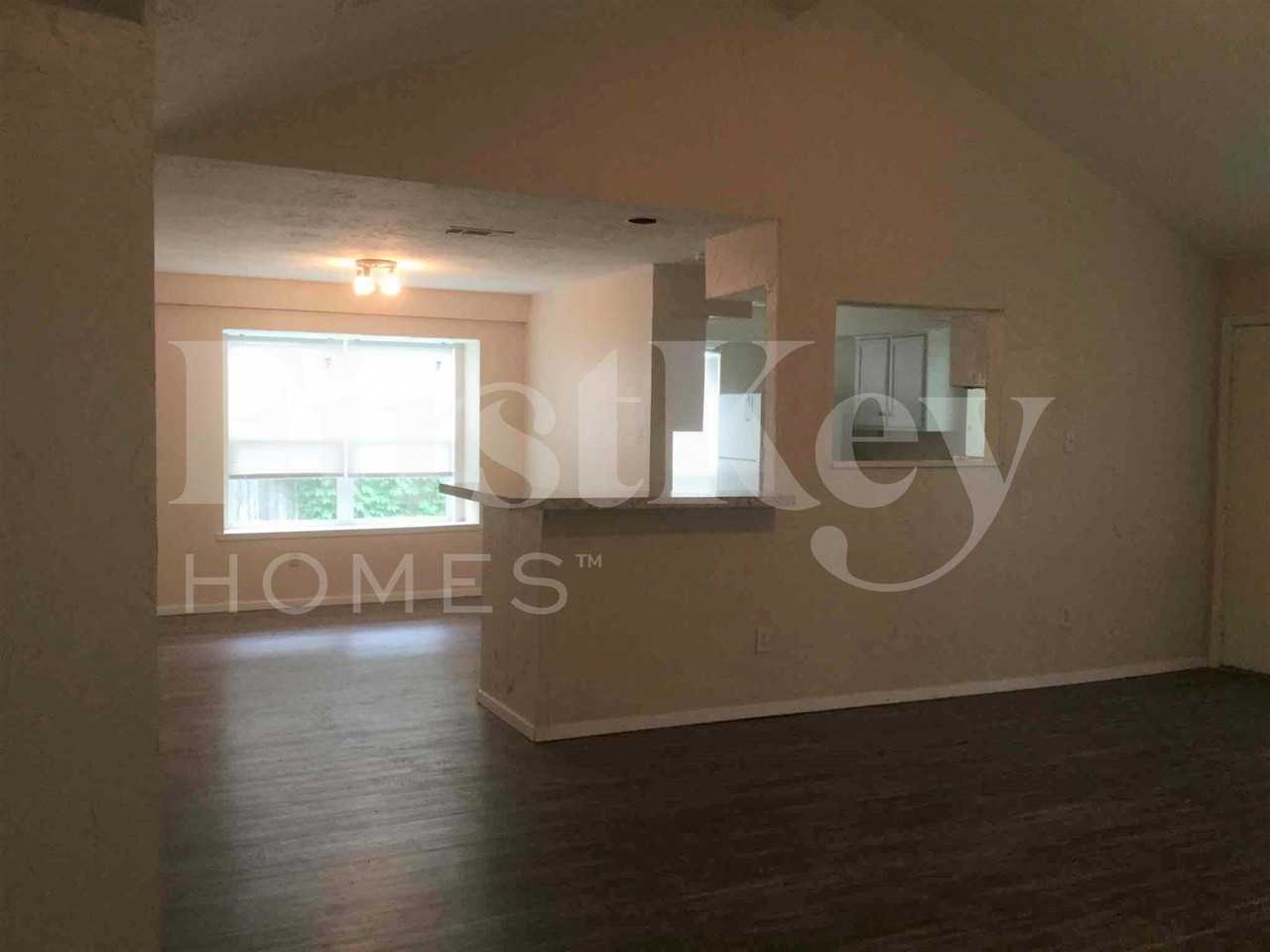 728 Southwynd St - Photo 5 of 19