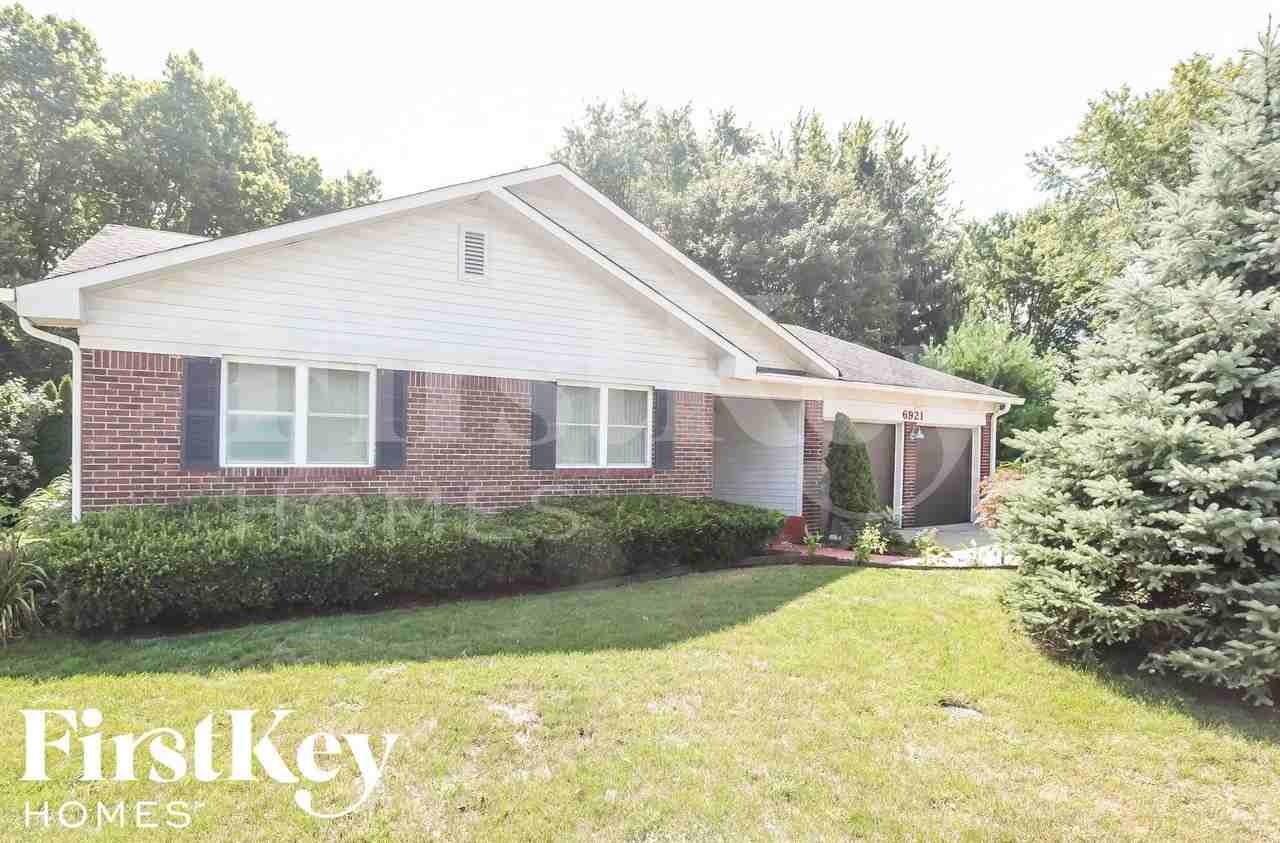 6921 Mapleton Ct - Photo 2 of 15