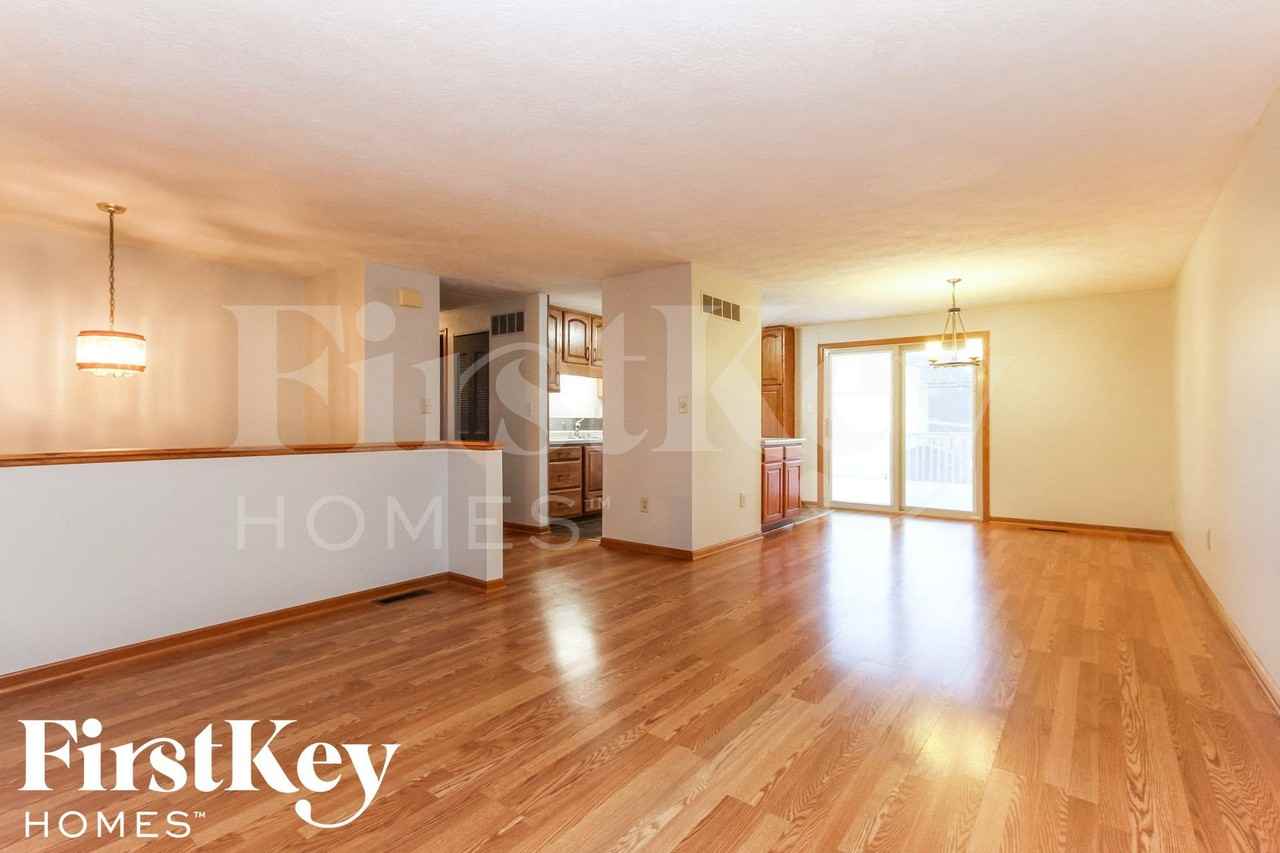 6702 Revere Ln - Photo 2 of 15