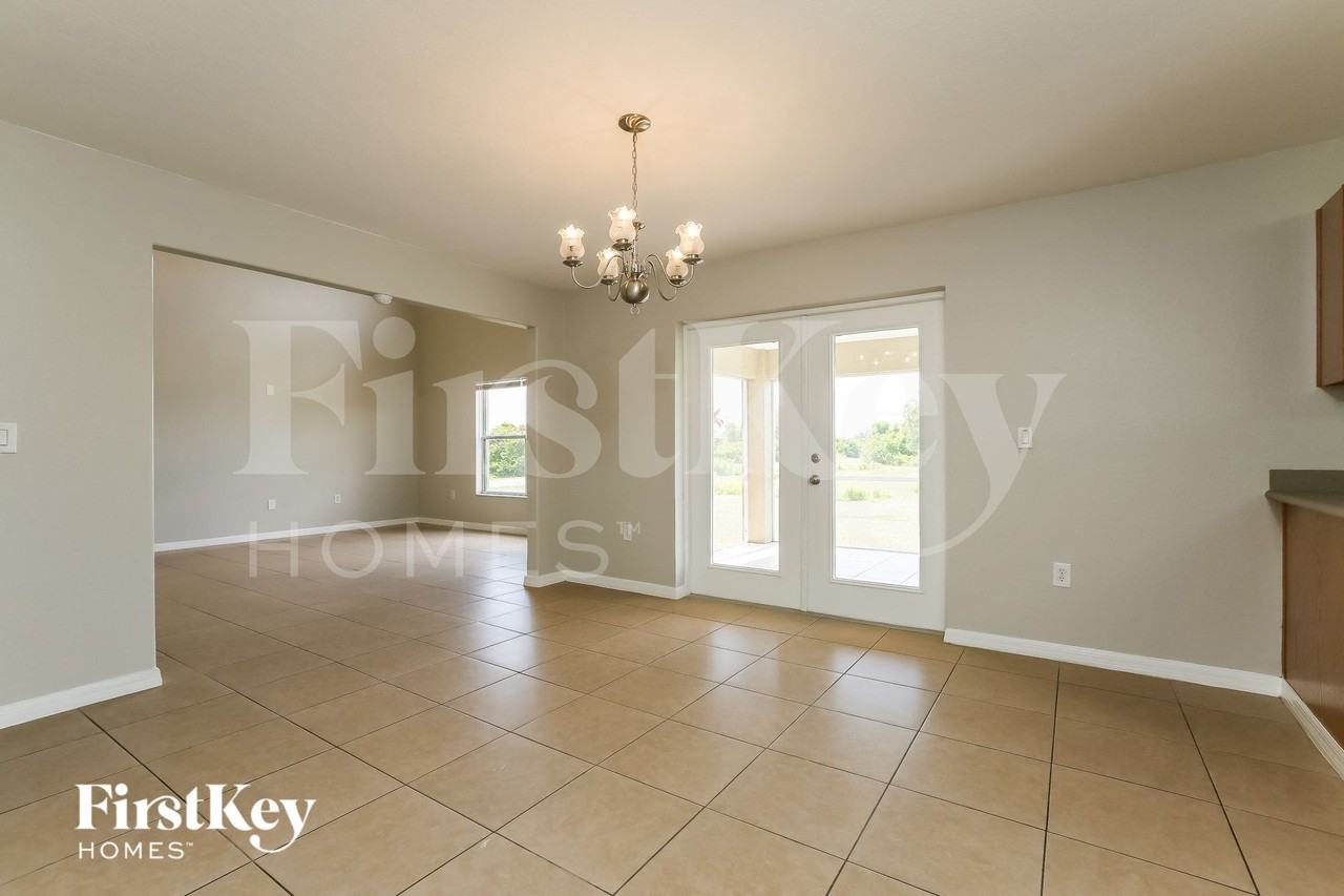 618 Chavers St - Photo 5 of 15