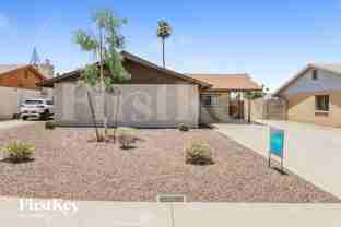 4716 S Kenwood Ln - Photo 1 of 1
