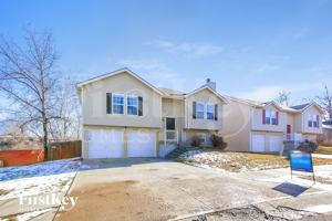 featured image of 419 N Queen Ridge Ave