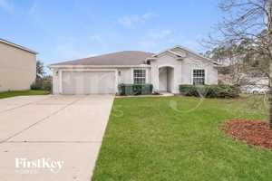 featured image of 2878 Woodstone Dr