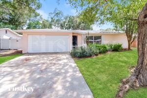 featured image of 2526 13th Ave Sw