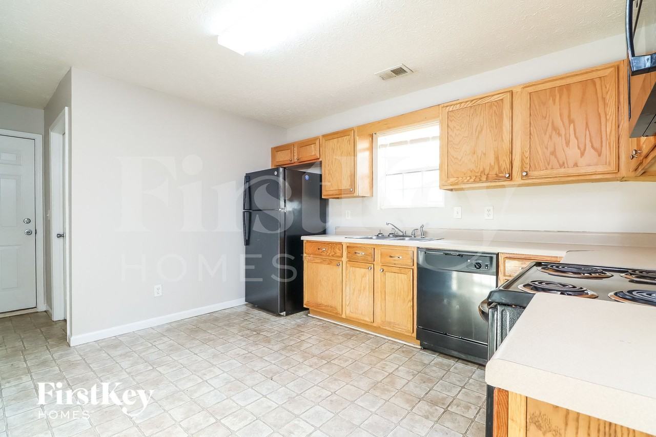 213 Klinetop Dr - Photo 4 of 15