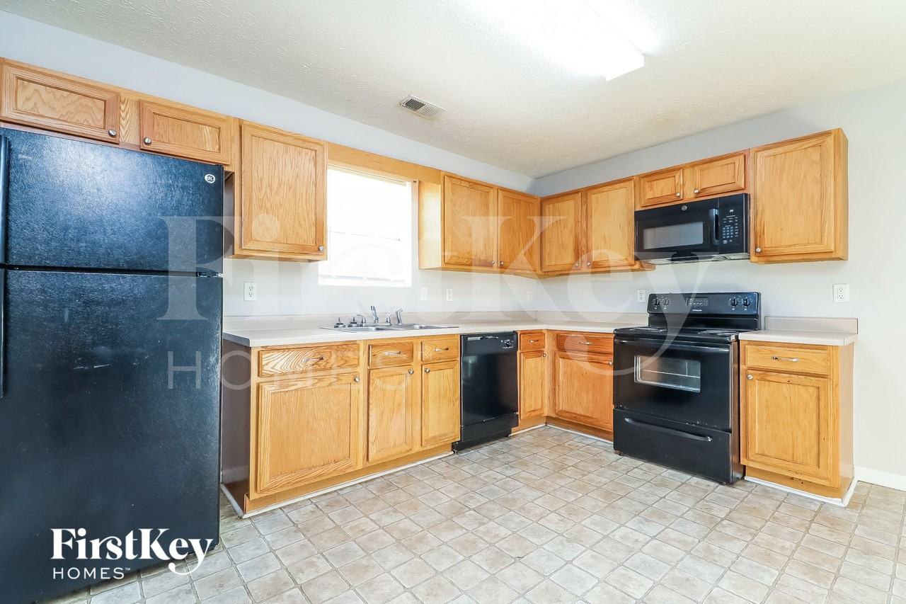 213 Klinetop Dr - Photo 5 of 15