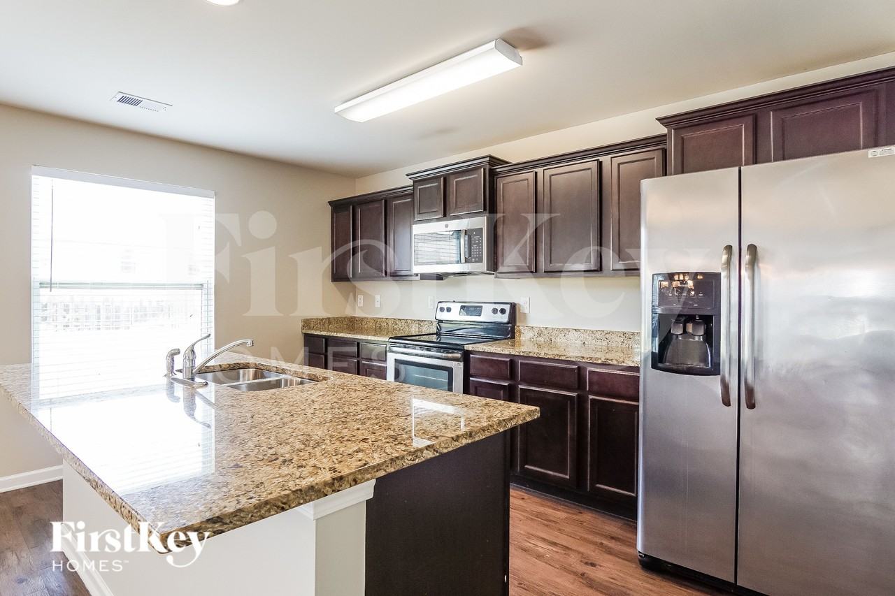 134 Rosegate Dr - Photo 5 of 16