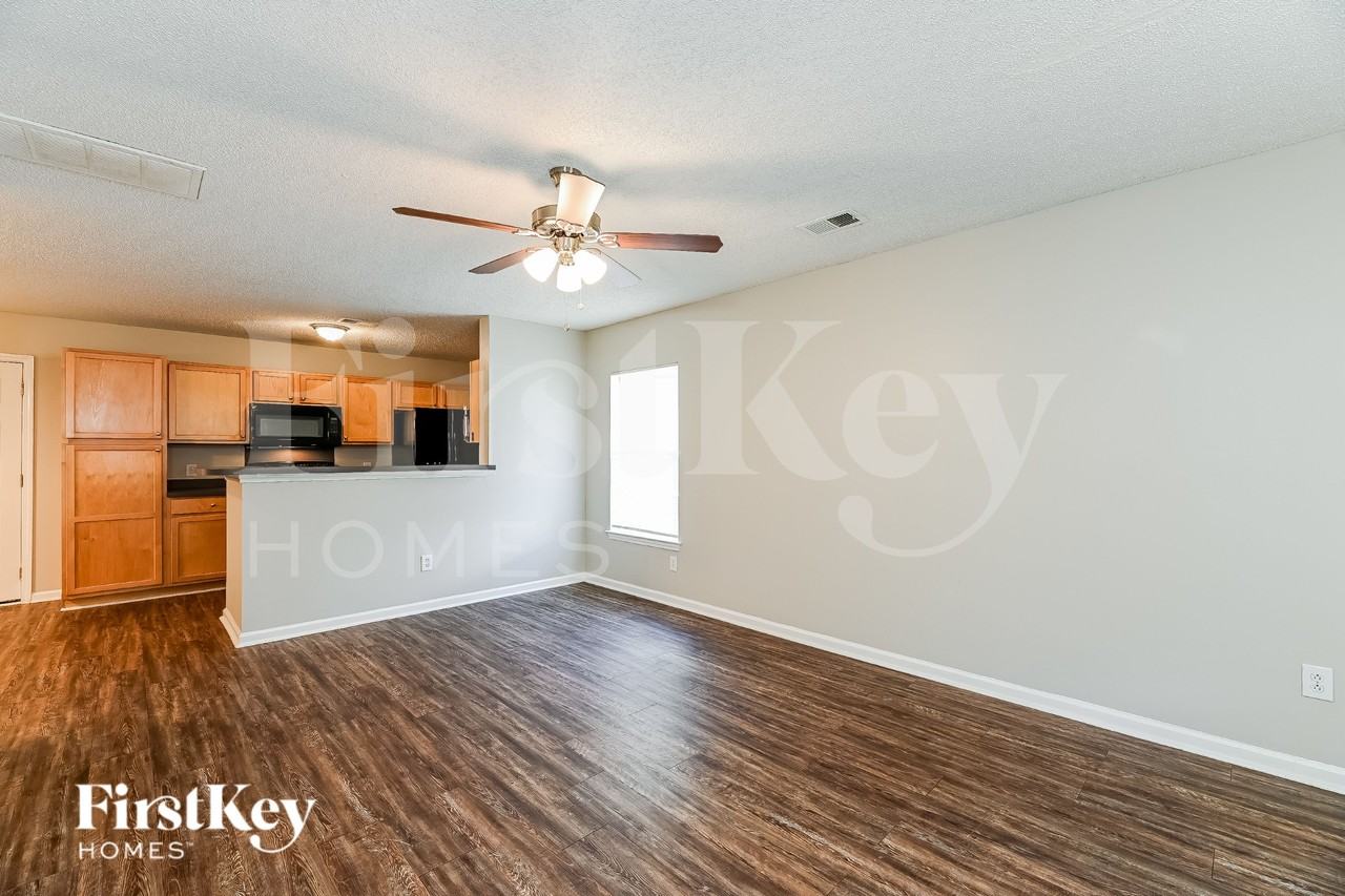 1020 Golden Aspen Dr - Photo 3 of 15