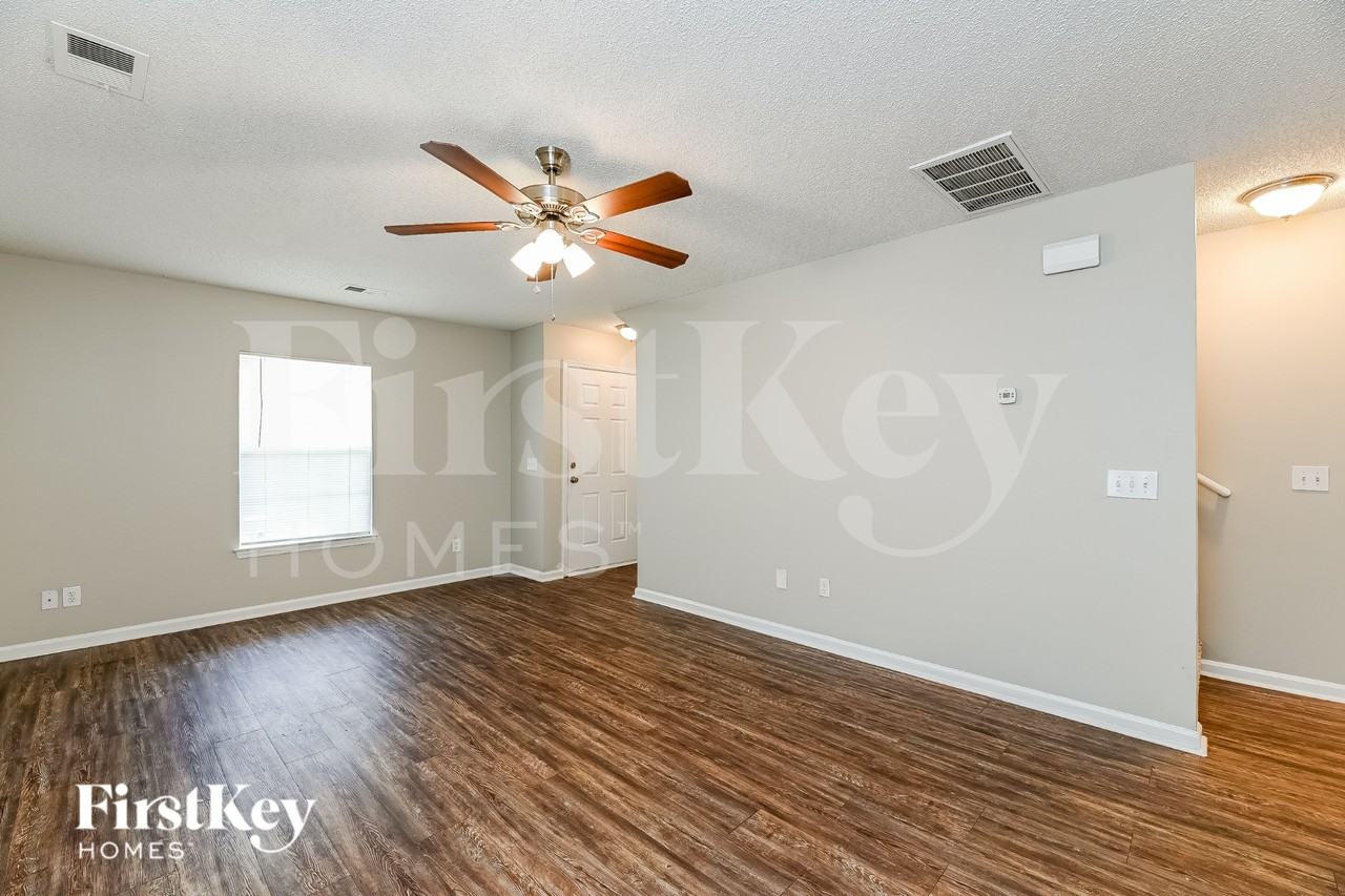 1020 Golden Aspen Dr - Photo 5 of 15