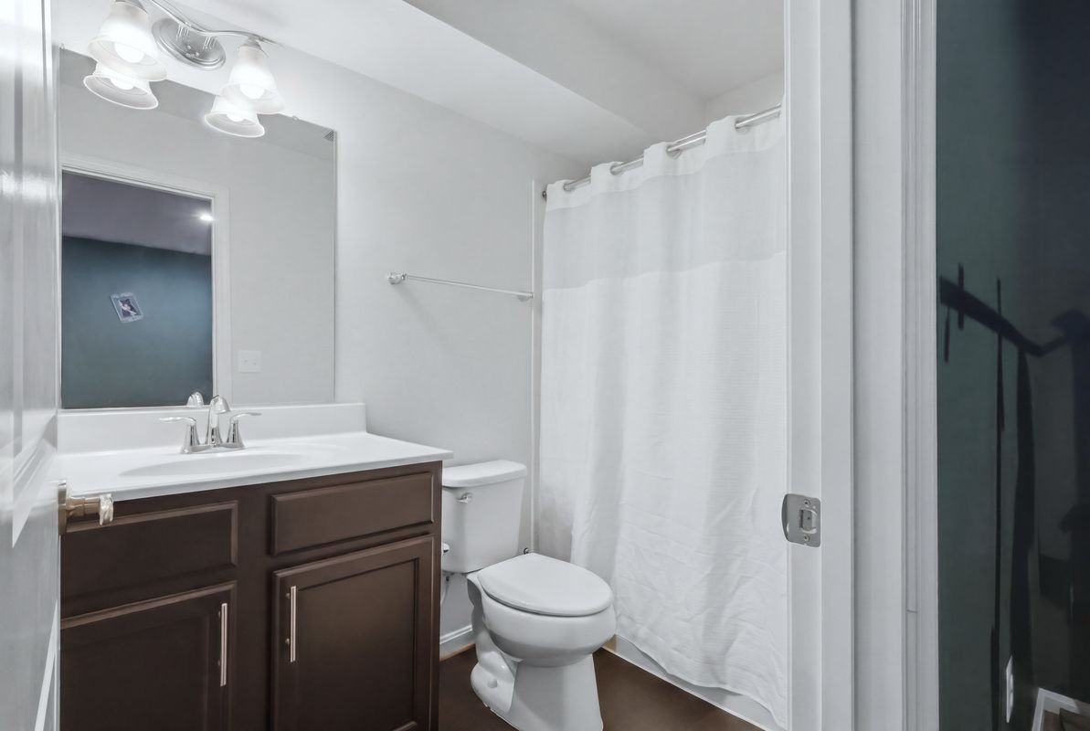 20724 Hilton Run Ct - Photo 3 of 40
