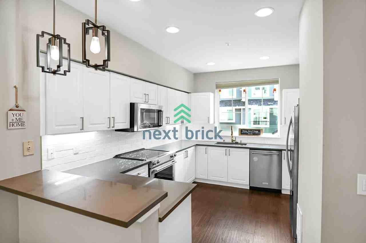 16125 Juanita Woodinville Way Ne - Photo 5 of 16