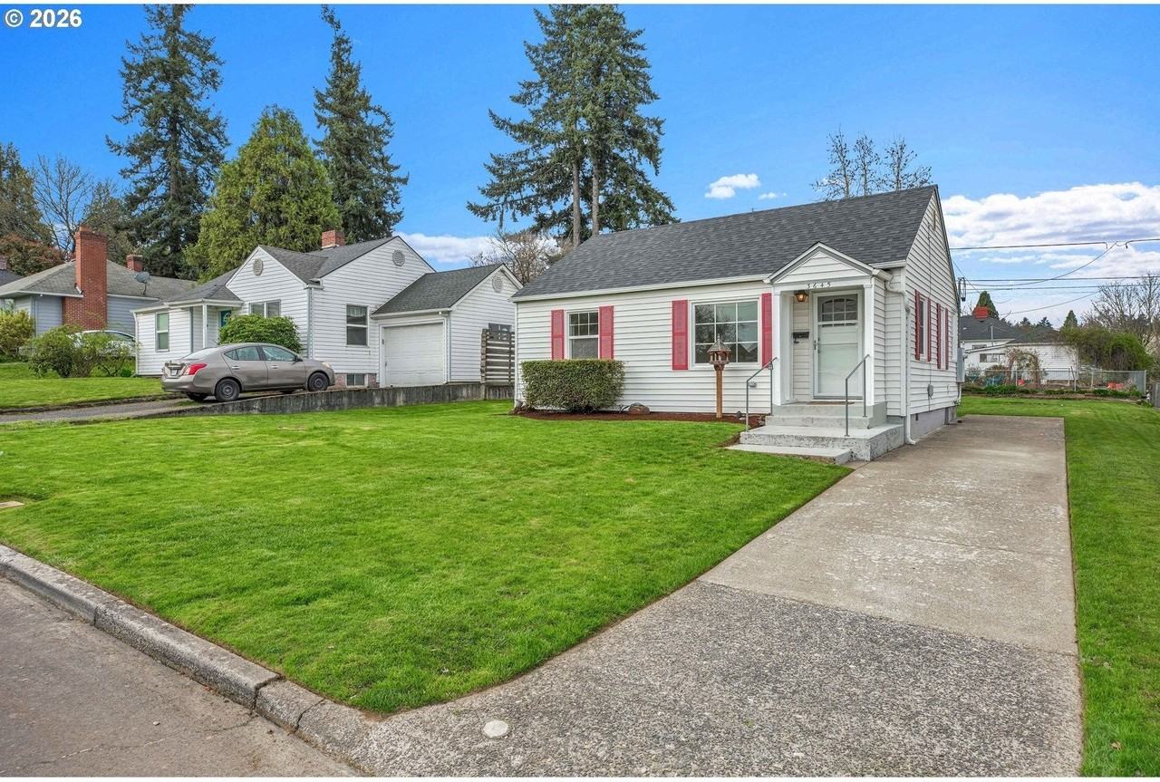 3645 Ne 116th Ave - Photo 2 of 27