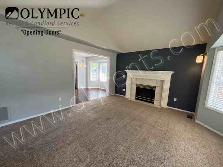 3136 Donnelly Dr Se - Photo 3 of 23