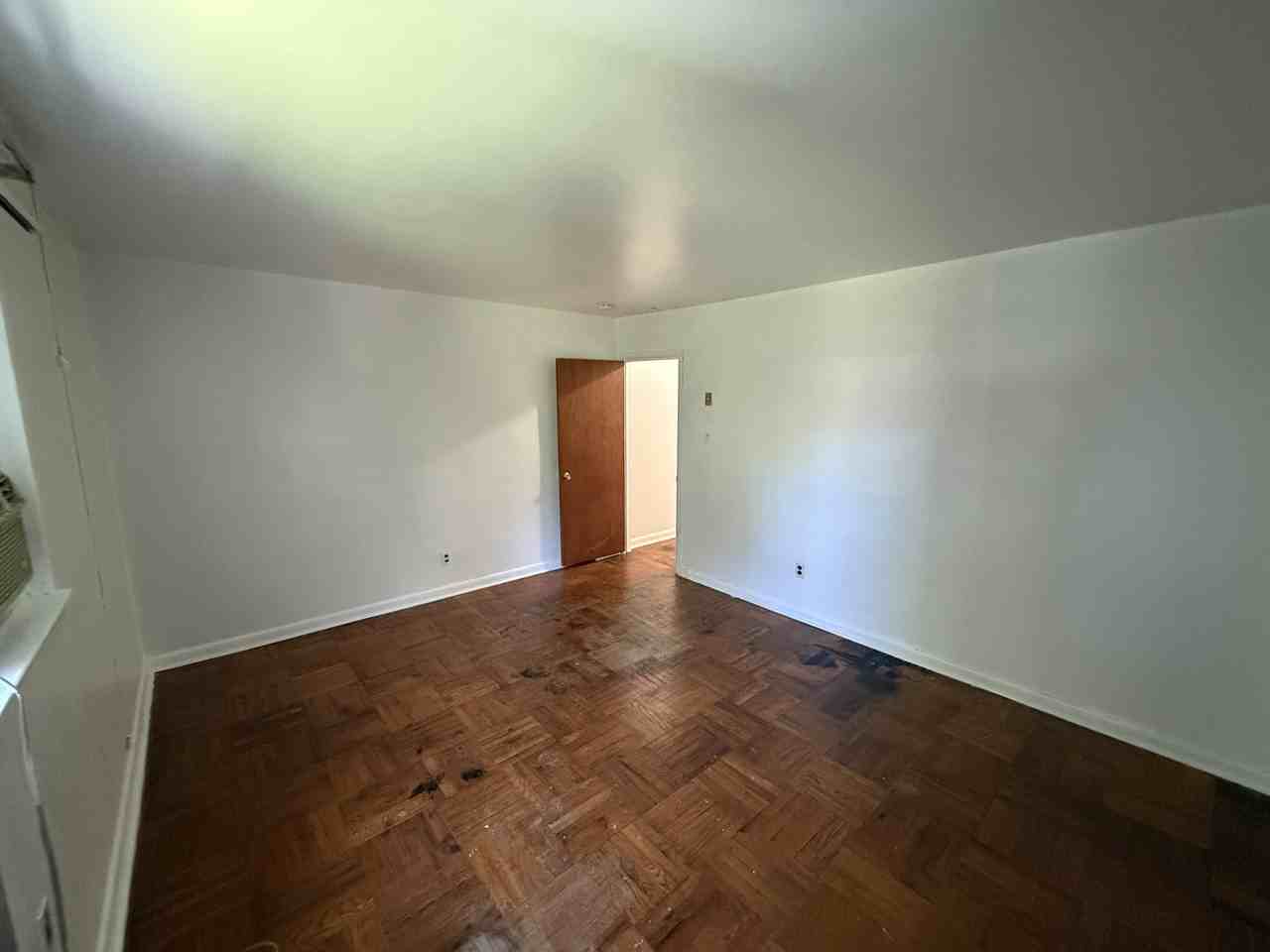 1538 Forrester Ave - Photo 3 of 28