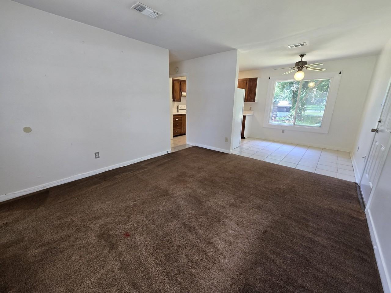 916 Twinbrook Ave - Photo 3 of 16