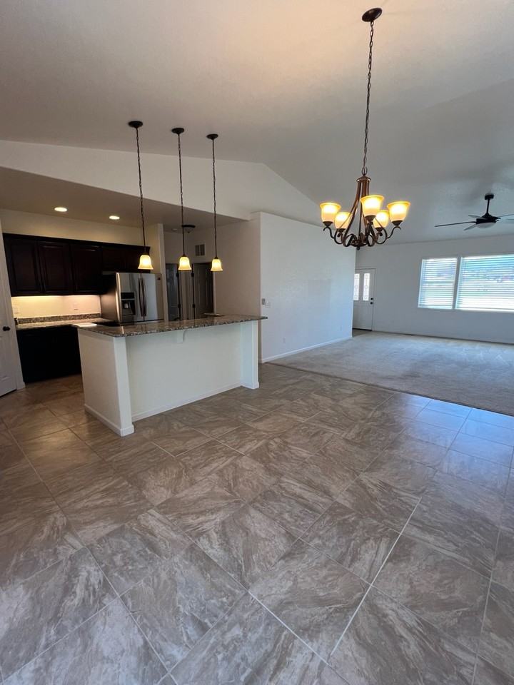 421 Gold Canon Rd - Photo 5 of 16