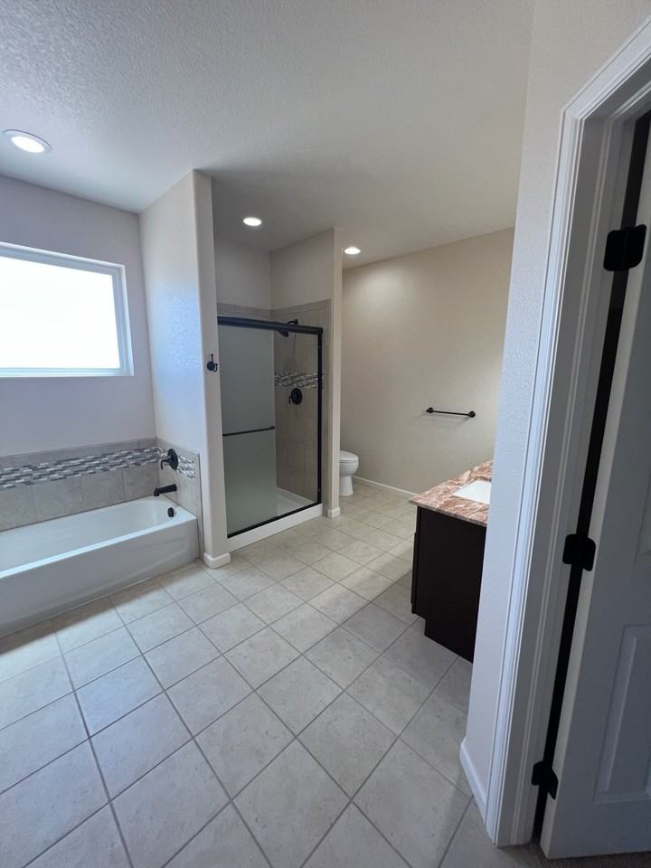 421 Gold Canon Rd - Photo 7 of 16