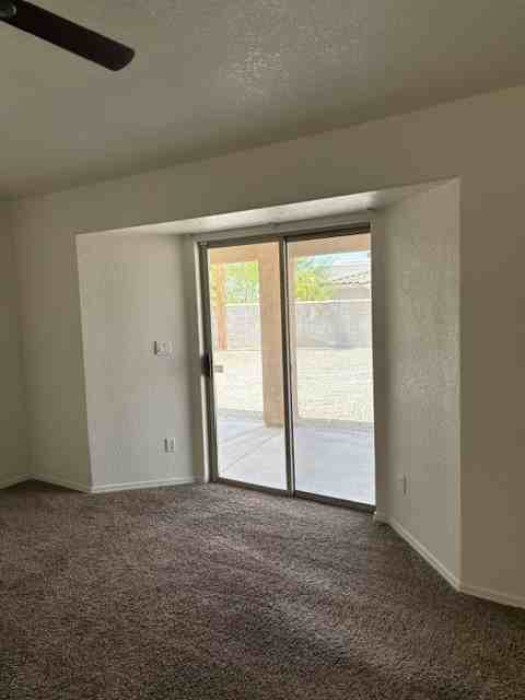 2712 Huntington Dr - Photo 4 of 9