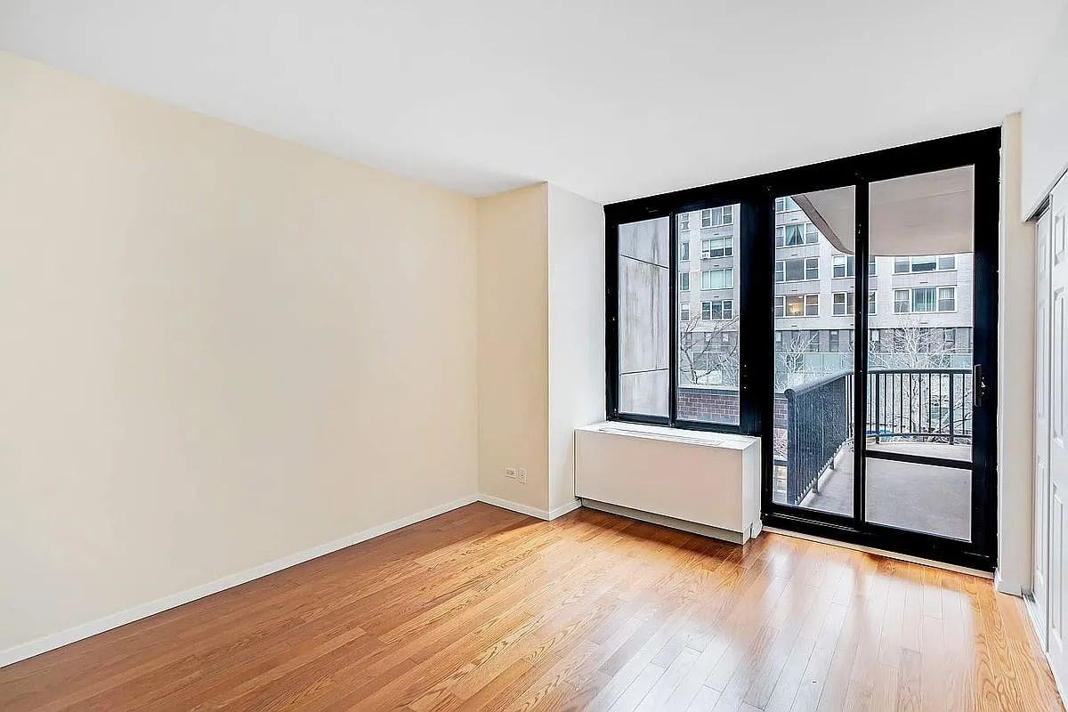 304 E 65th St - Photo 7 of 7
