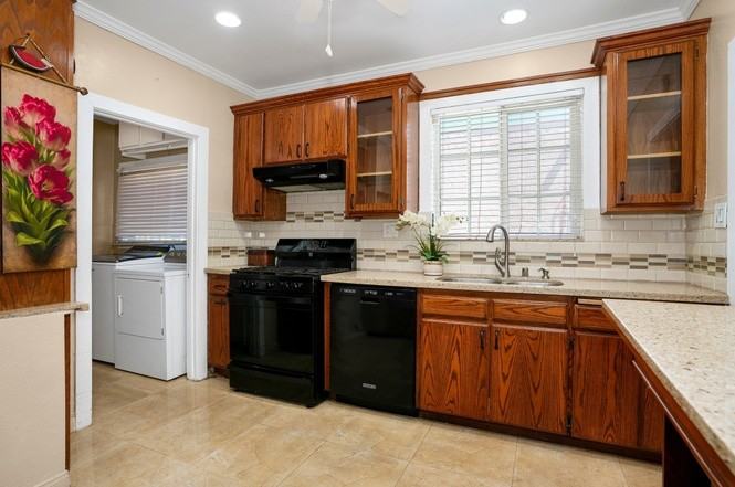 9417 S Harvard Blvd - Photo 5 of 20