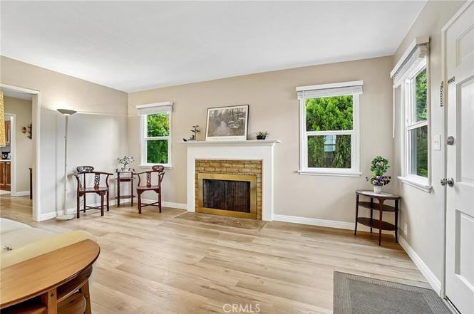 3227 E Del Mar Blvd - Photo 6 of 31