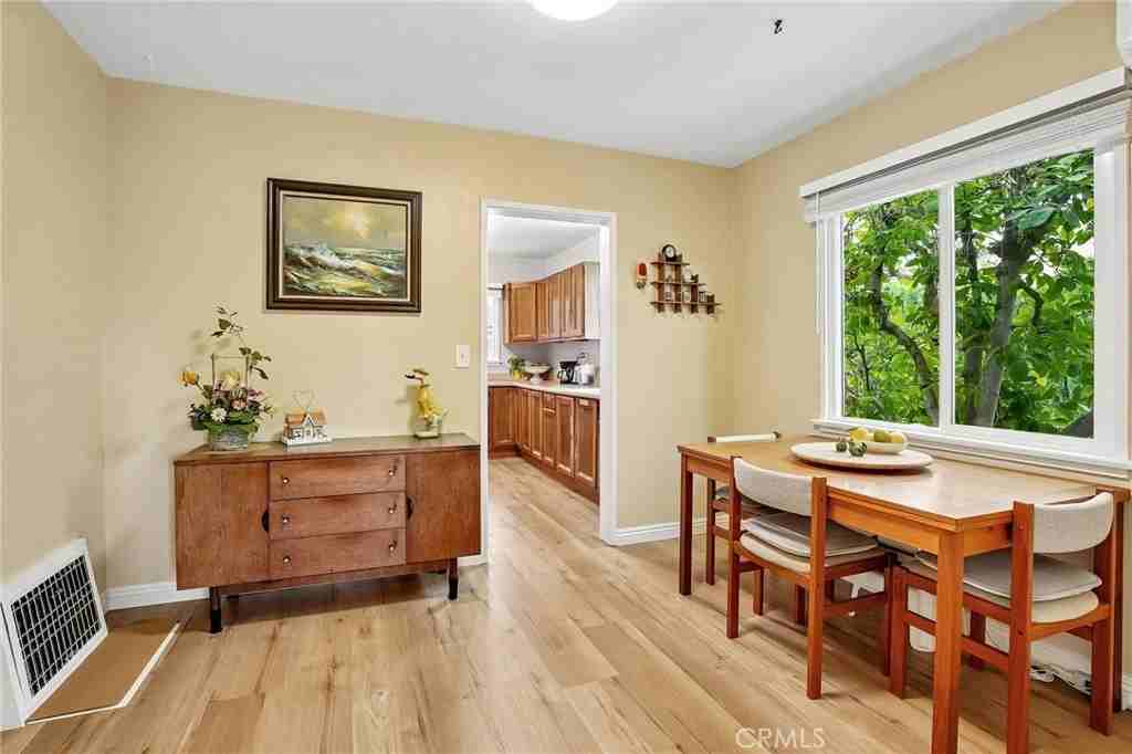 3227 E Del Mar Blvd - Photo 7 of 31