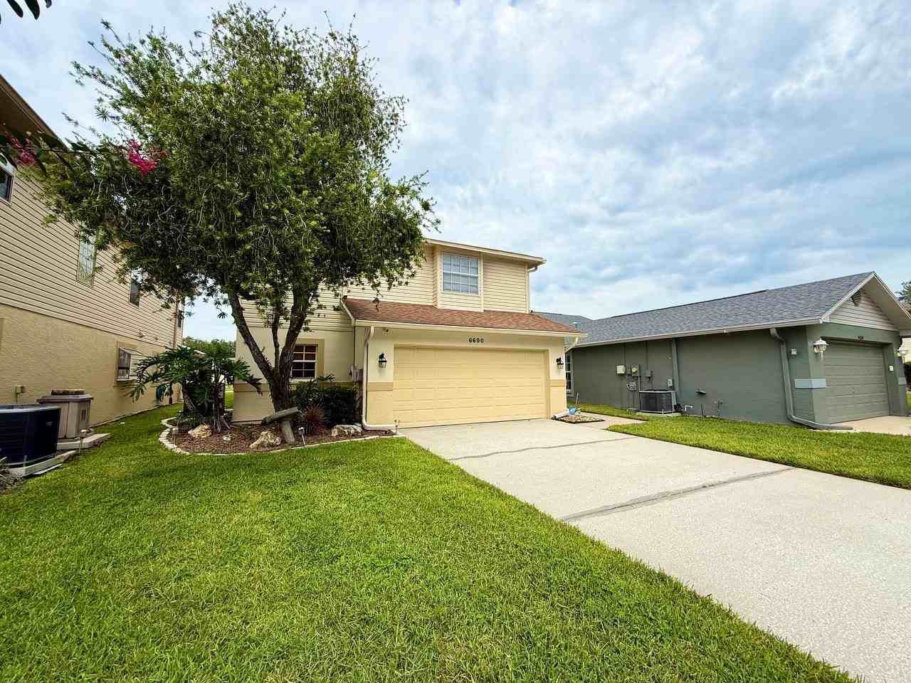 6600 Gentle Ben Cir - Photo 3 of 37
