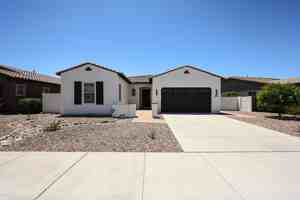 featured image of 3325 E Coconino Dr
