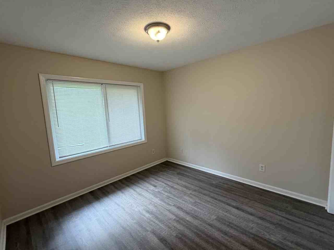 6137 Stony Creek Dr - Photo 7 of 10