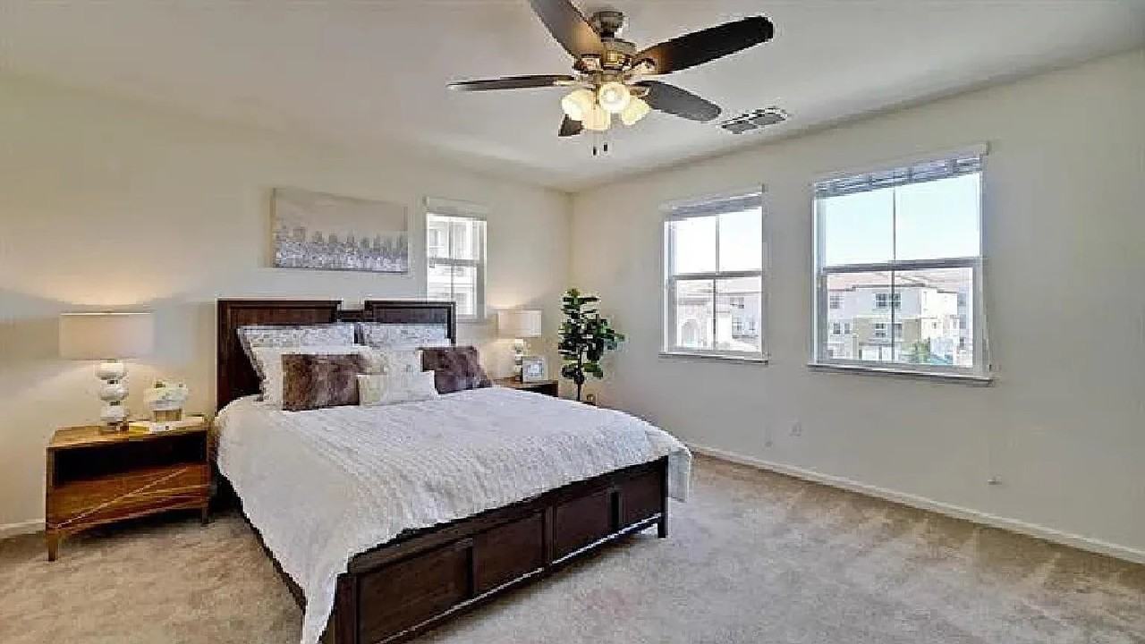 1305 Merry Loop - Photo 6 of 16