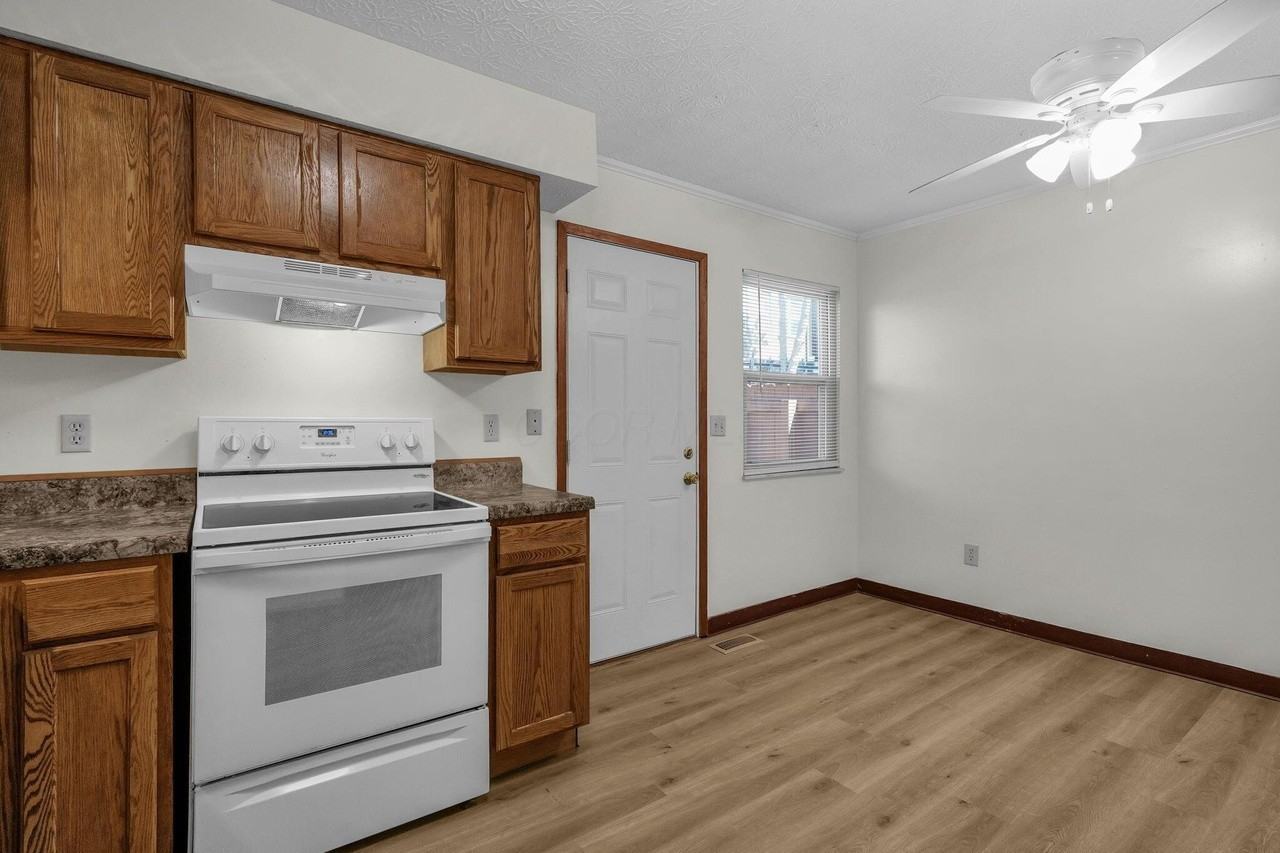5334 Shiloh Dr - Photo 4 of 16