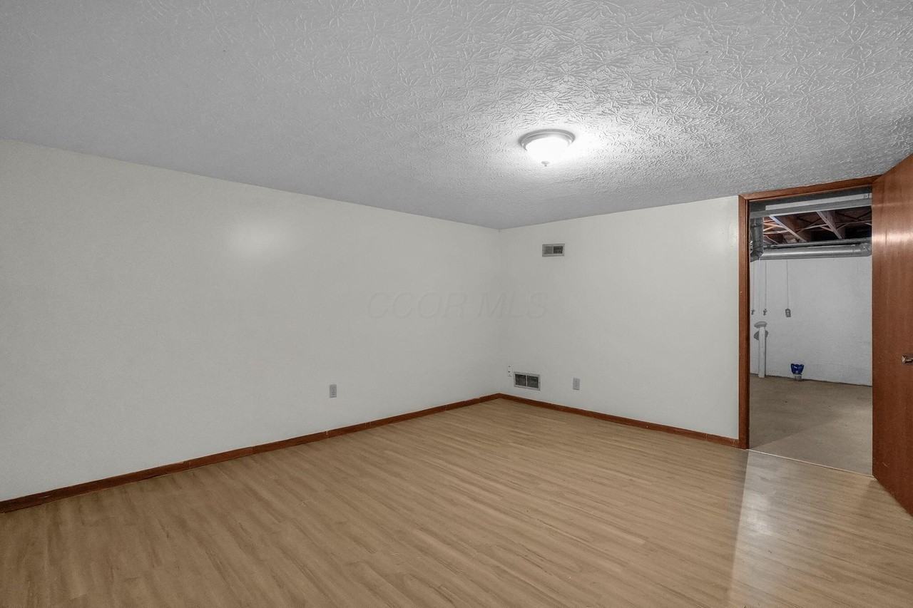 5334 Shiloh Dr - Photo 5 of 16