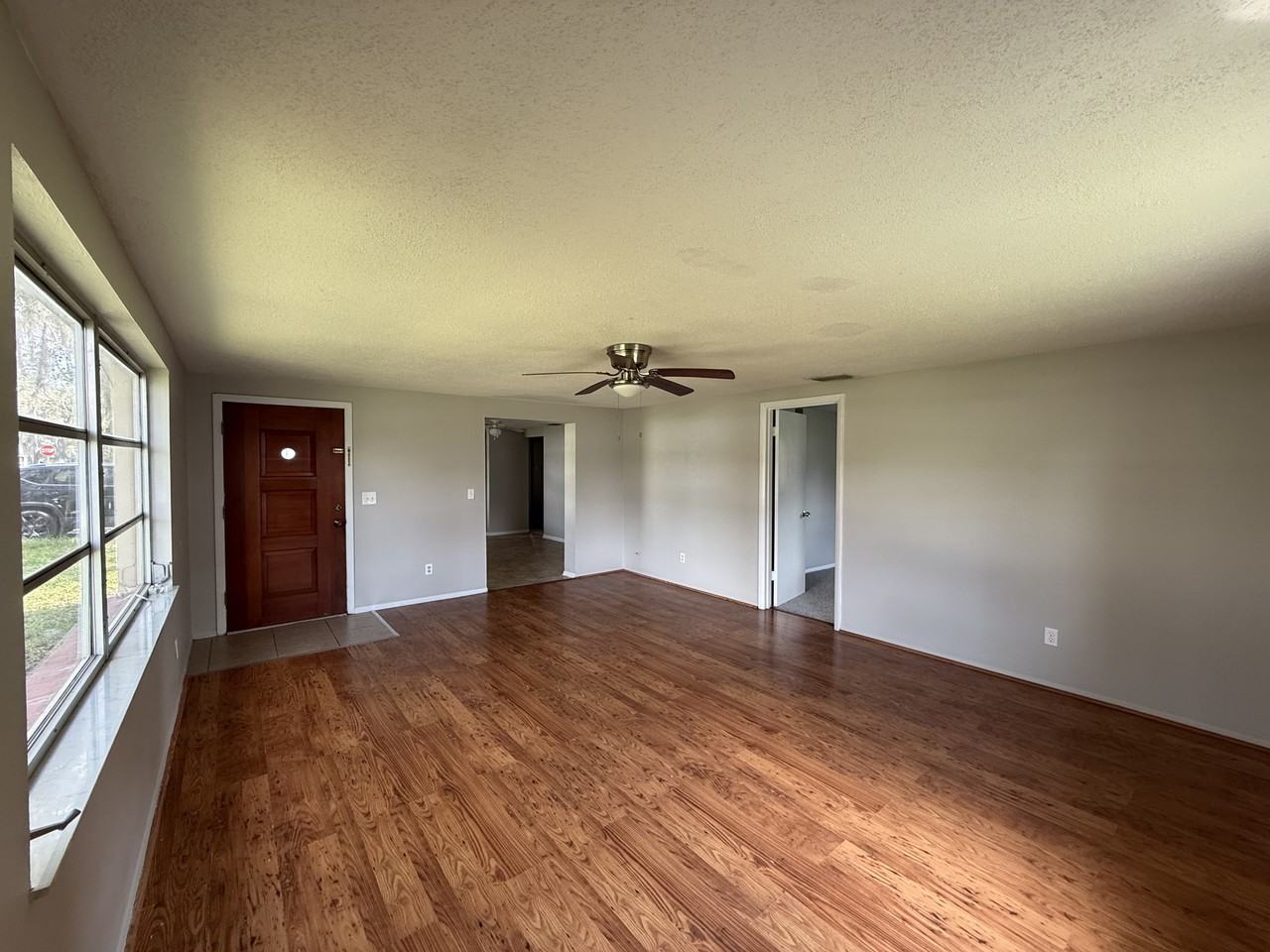 5932 15th St - Photo 6 of 19