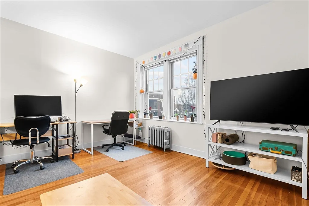 90 Bynner St #10 - Photo 2 of 15