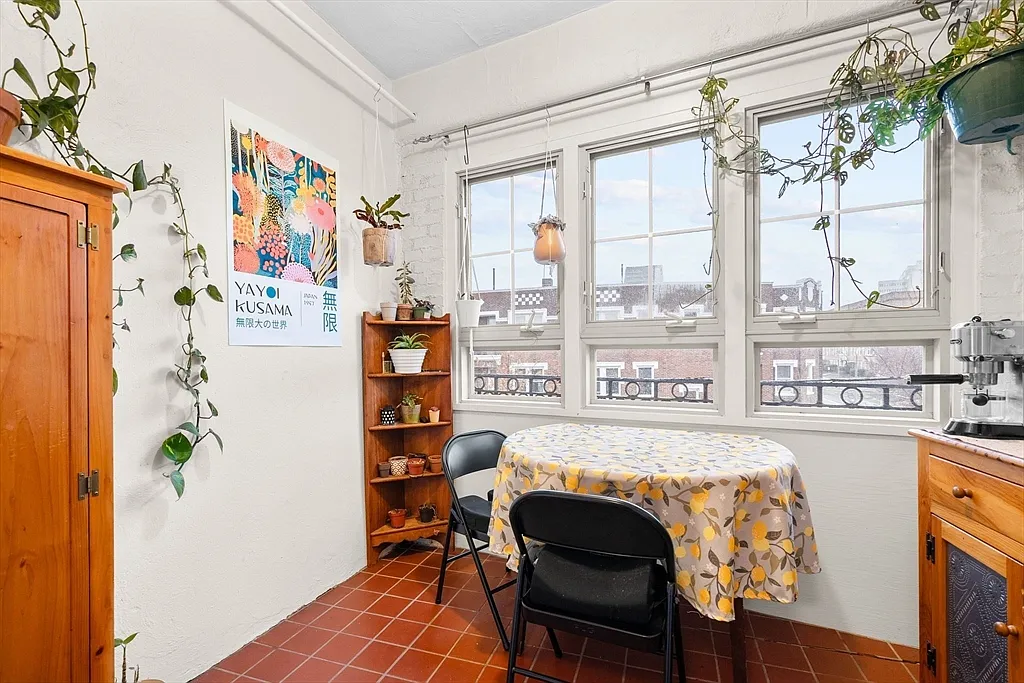 90 Bynner St #10 - Photo 6 of 15