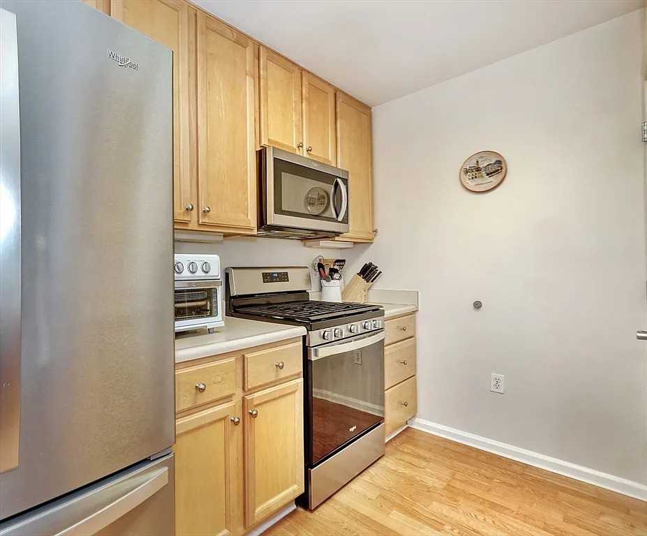 36 Village Rd #203 - Photo 7 of 17