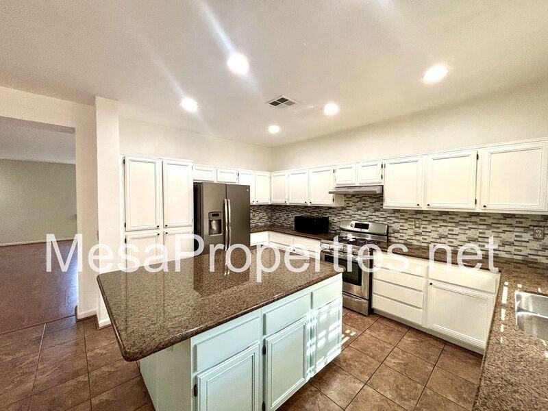 13142 Kootenay Way - Photo 6 of 38