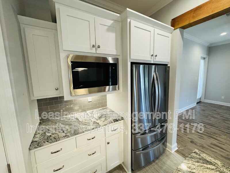 113 Oak Village Dr - Photo 7 of 36